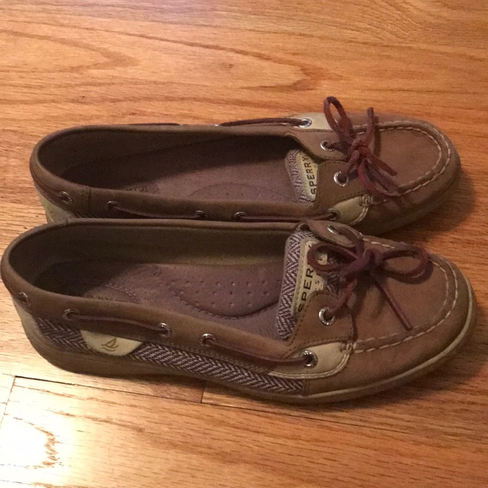 Purple herringbone Sperry boat shoes